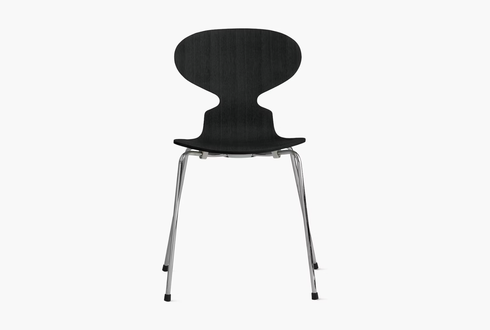صندلی ANT طراحی شده توسط آرنه ژاکوبسن