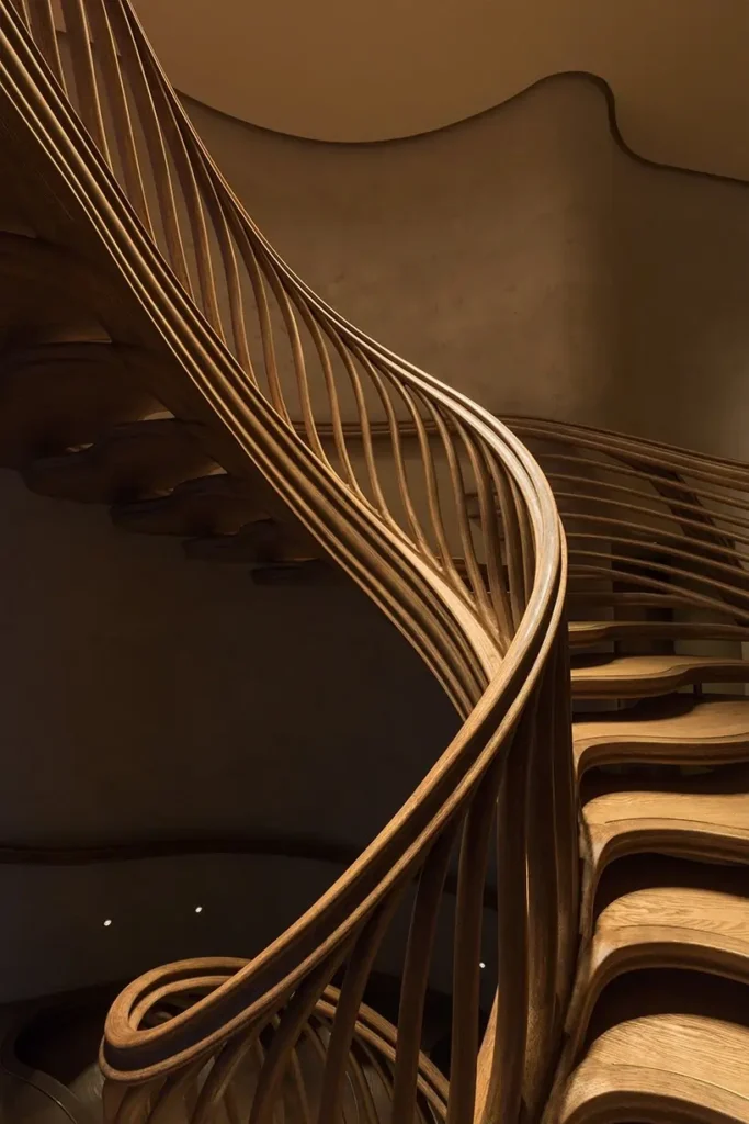 پلکان مارپیچ